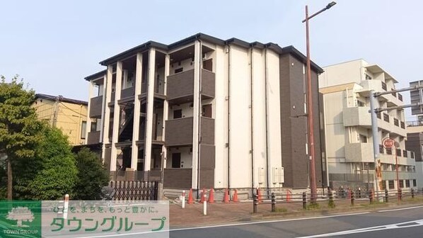 ラージフィールドIIの物件内観写真